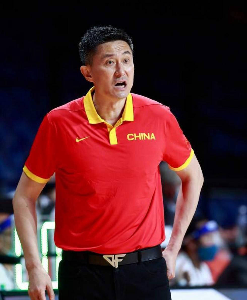 关于江苏男篮备战关键战役，士气高涨的信息