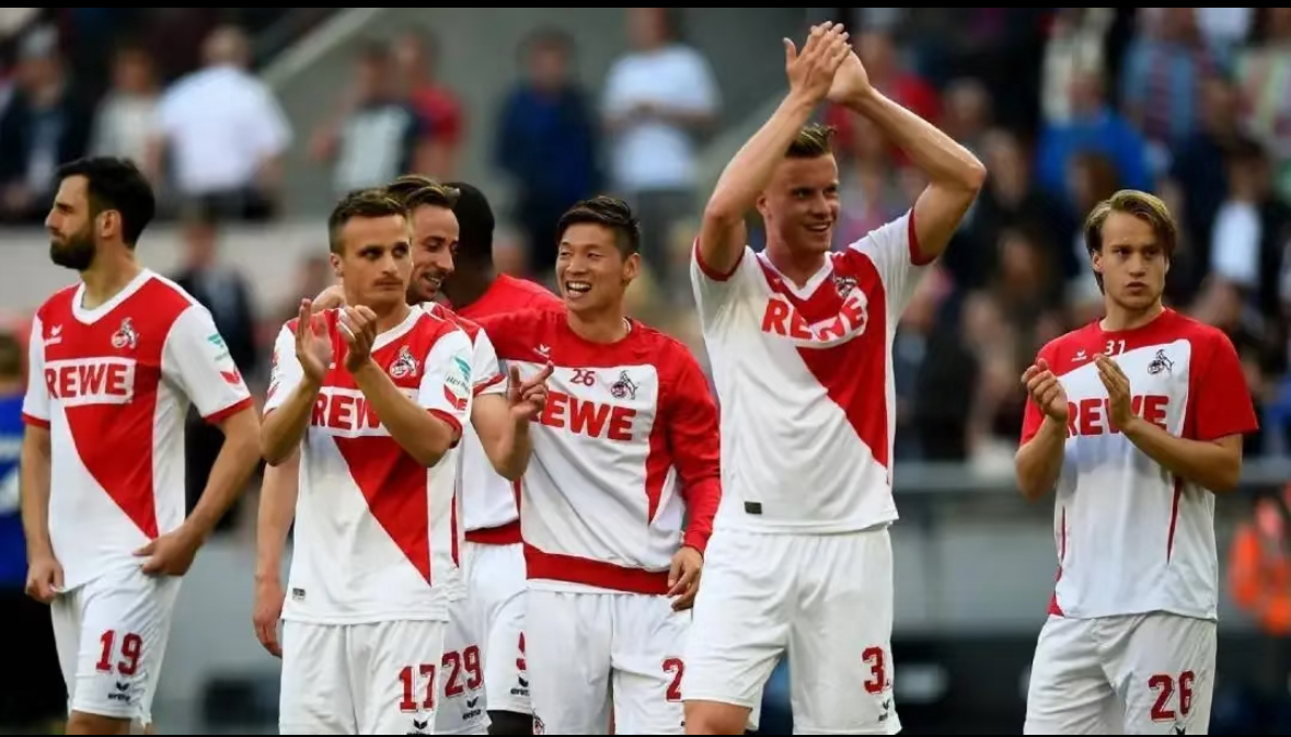 黑白直播在线观看-关于法兰克福红牛队凭借速度进球，领跑赛场的信息