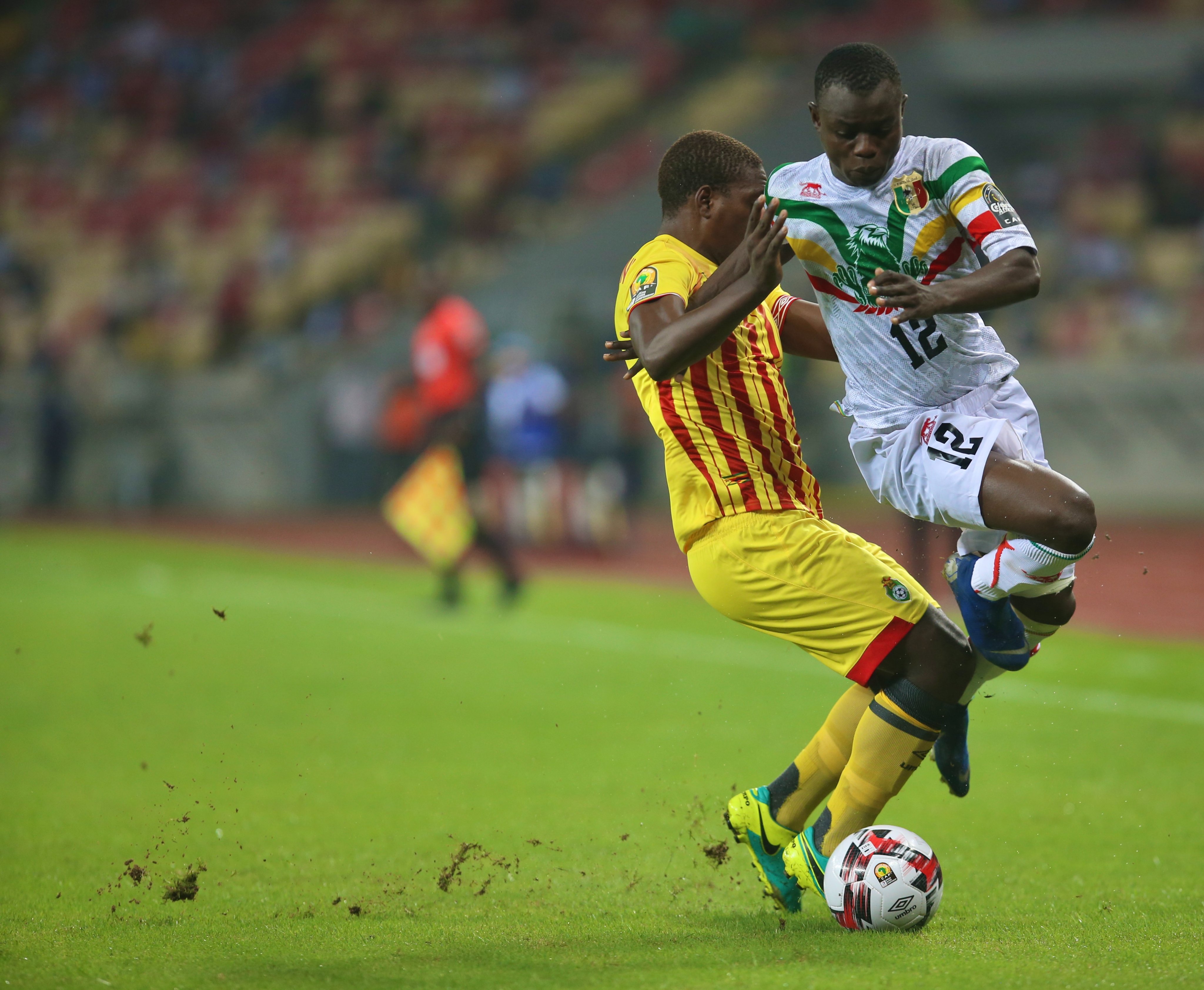 黑白直播免费体育直播-格拉纳达客场一球小胜，反超对手！