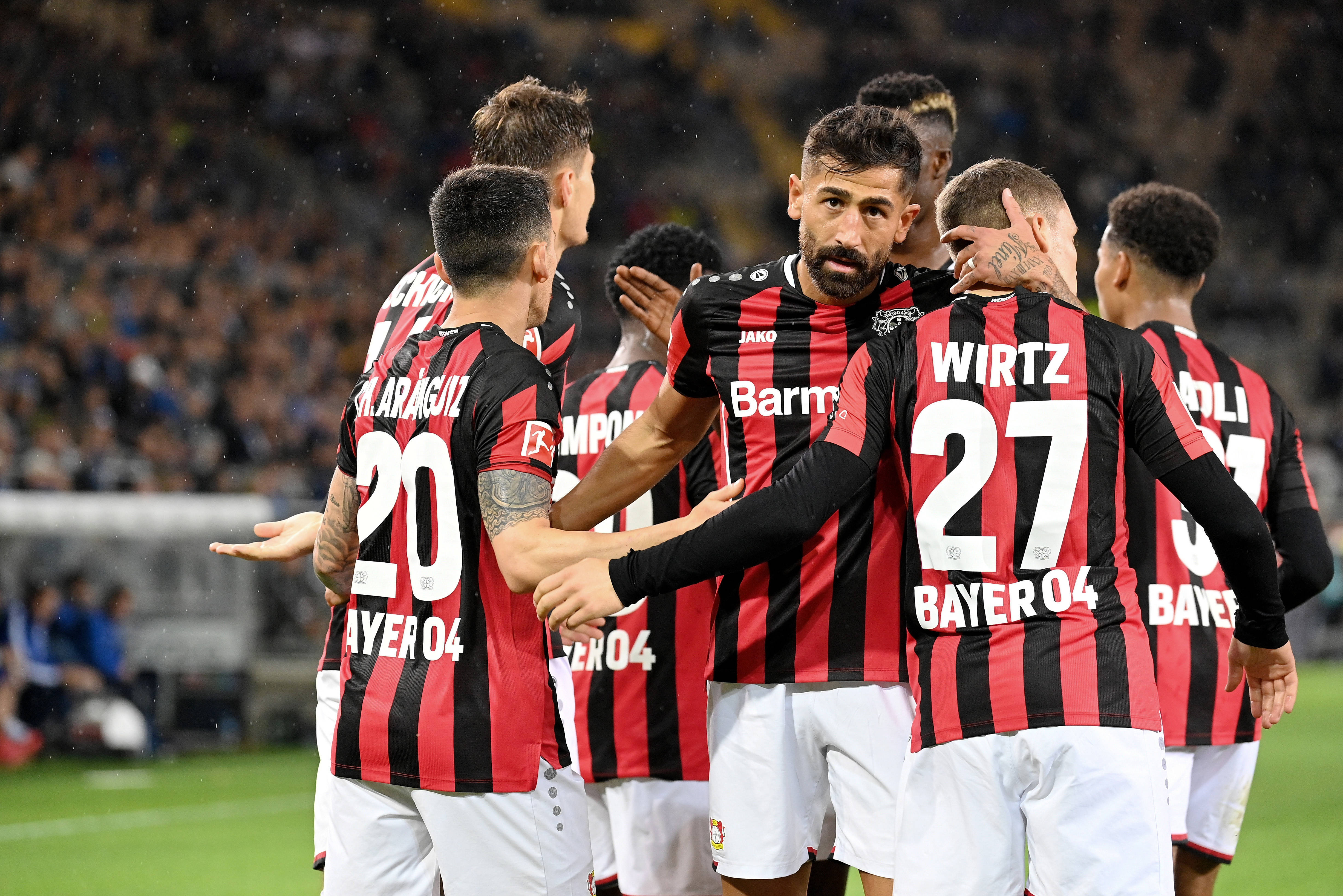 斯图加特主场击败对手，豪取建功三分的简单介绍