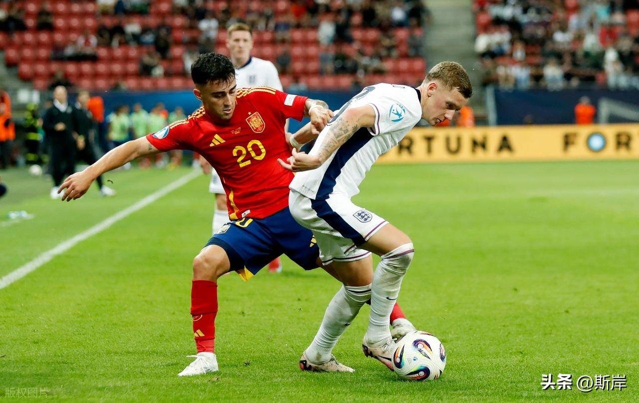 英格兰球员踢进关键一球，成功晋级半决赛的简单介绍