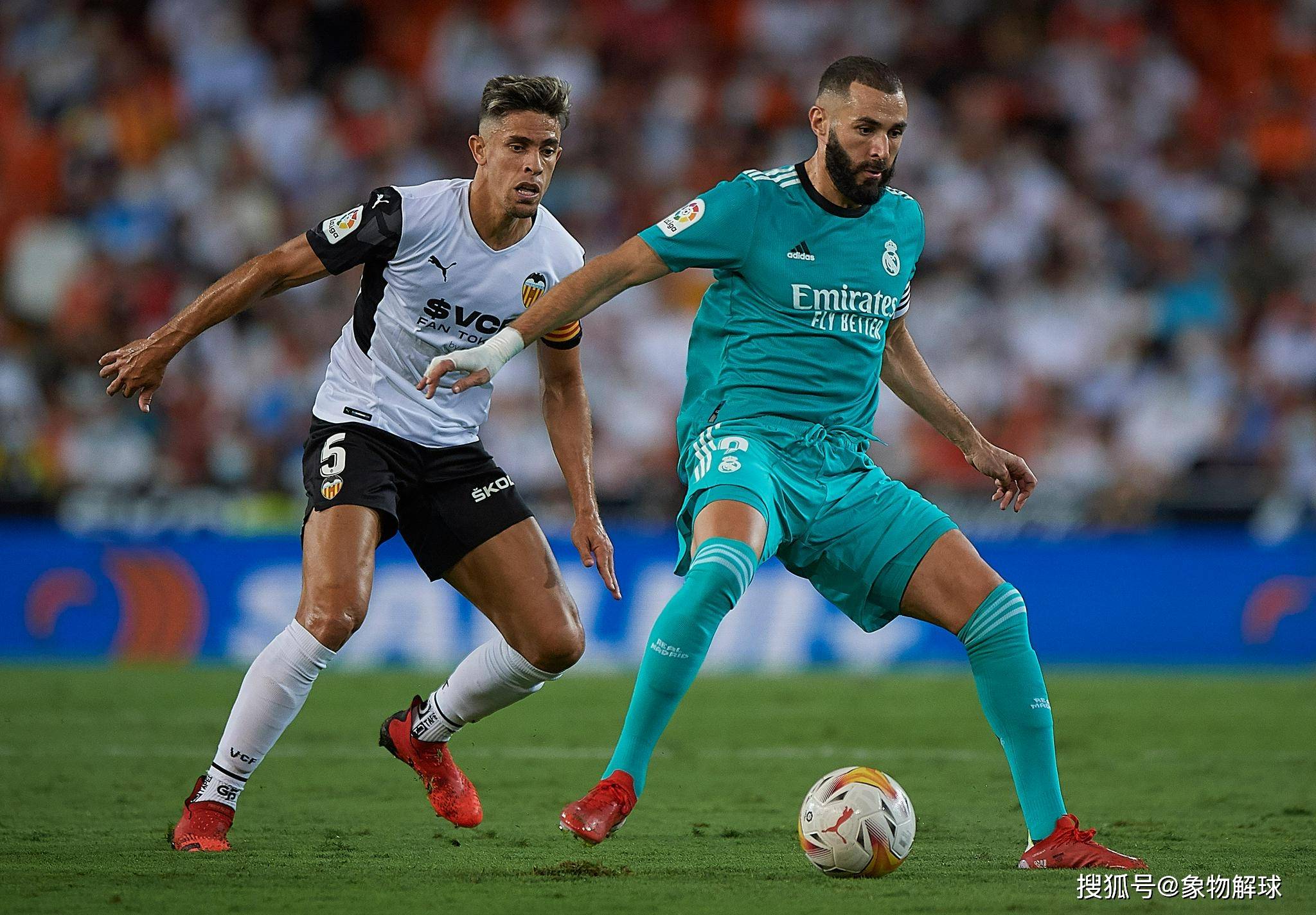 包含赫塔菲不敌瓦伦西亚，遭遇不利比赛的词条