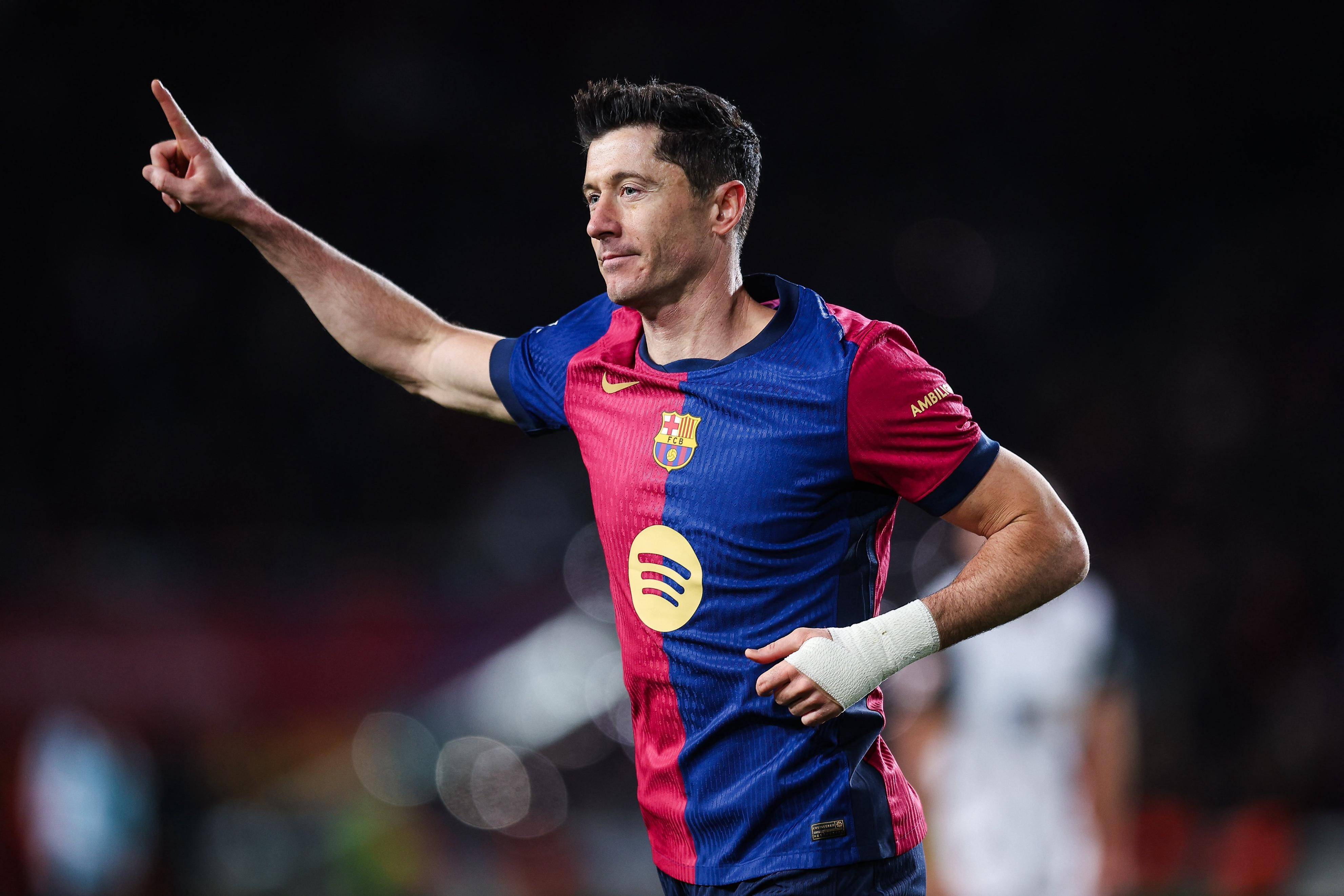 黑白直播nba在线观看-毕尔巴鄂主场力克奥萨苏纳，获得宝贵胜利的简单介绍