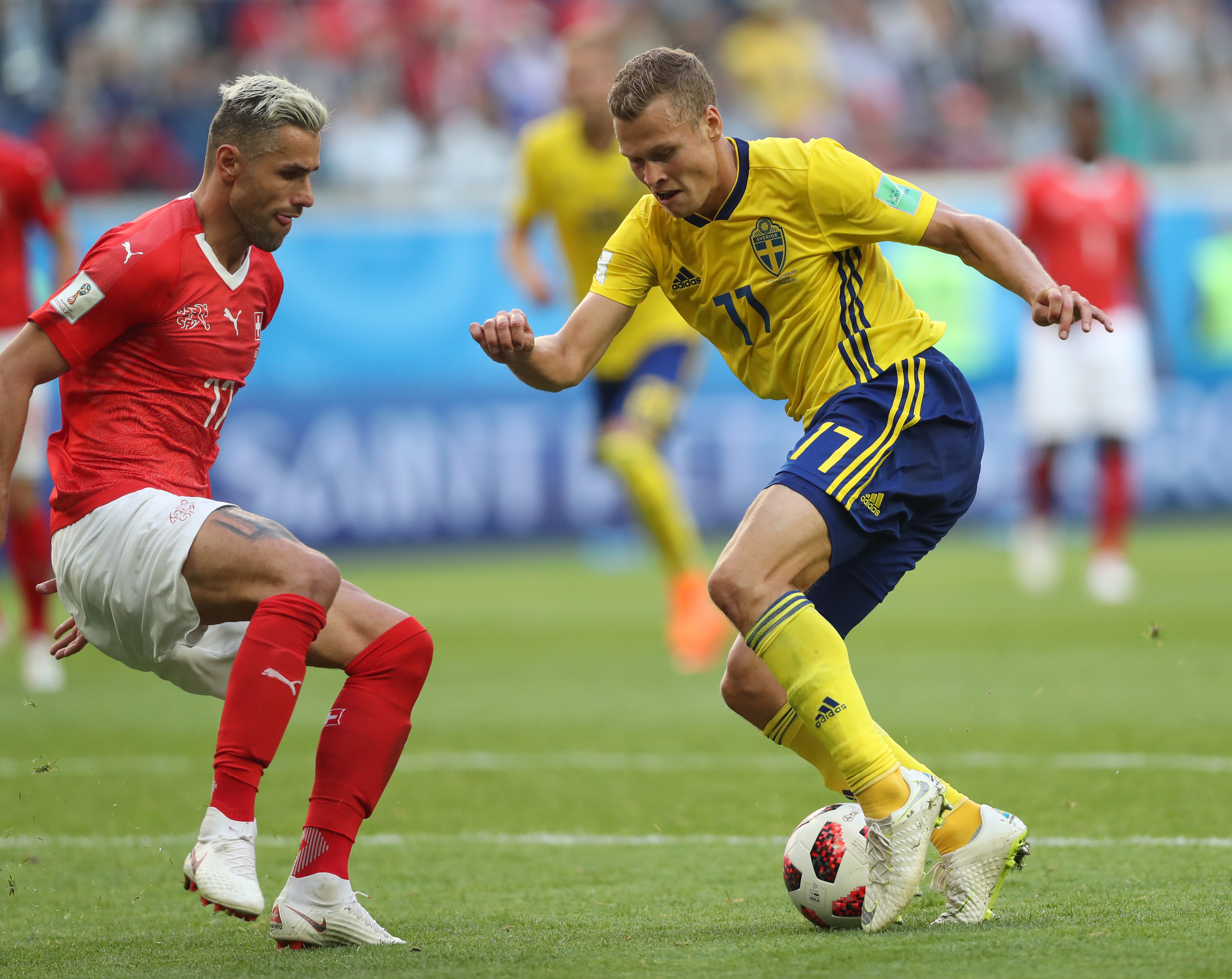 黑白直播网-瑞典顽强拼搏，晋级前景添几分！