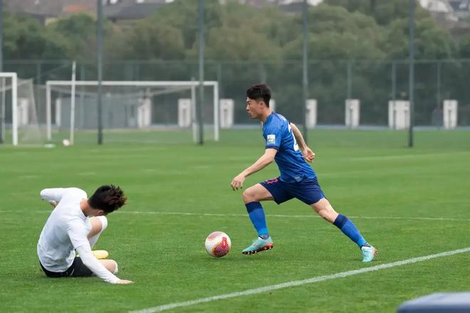 黑白直播免费体育直播-申花力争成功，大连一方应有所准备的简单介绍