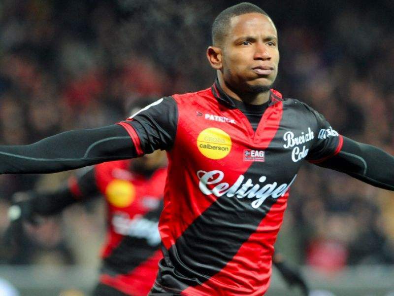 包含卡昂主场对阵甘冈,争夺保级机会的词条 包含卡昂主场对阵甘冈,争夺保级机会的词条