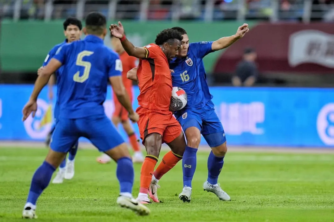 黑白直播nba在线观看-命中远投得手，助球队领先对手的简单介绍