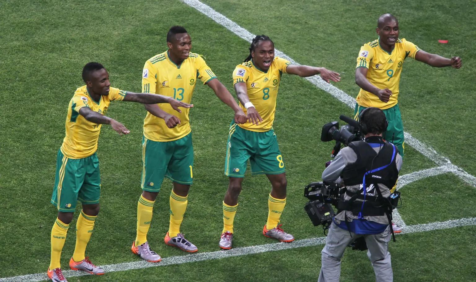 黑白直播免费体育直播-非洲球队在国际赛事中表现抢眼