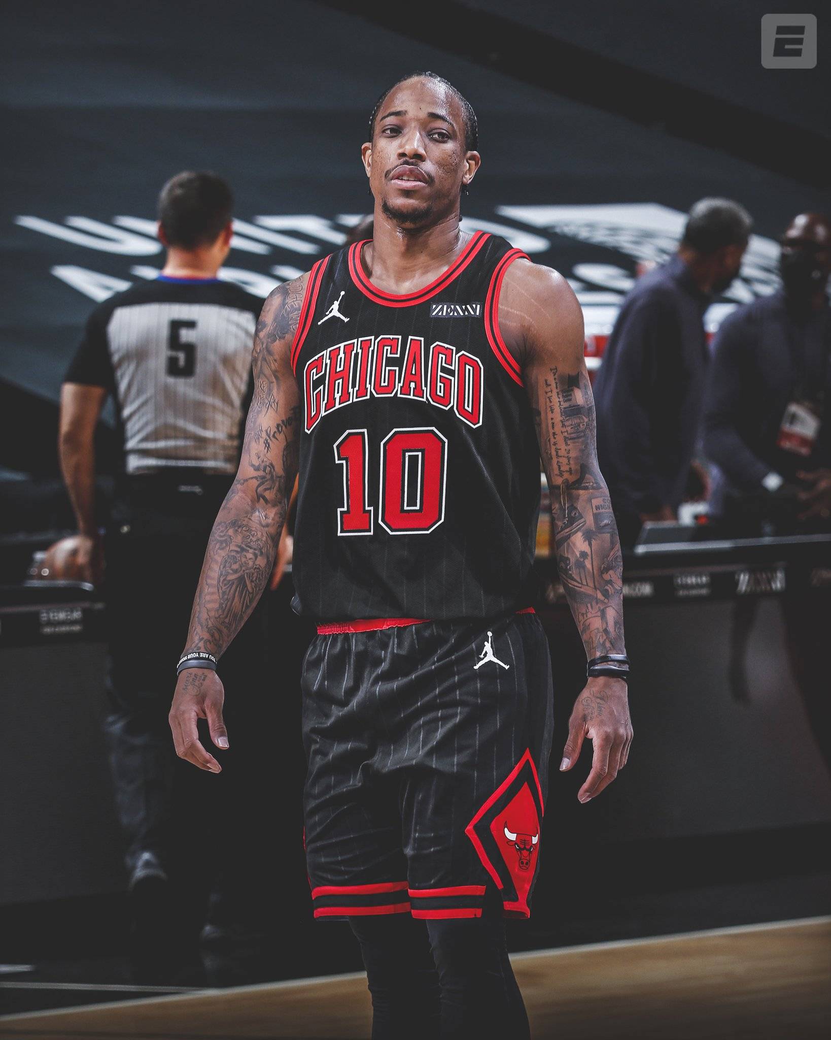 黑白直播免费体育直播-理查德森加盟公牛队，备战新赛季