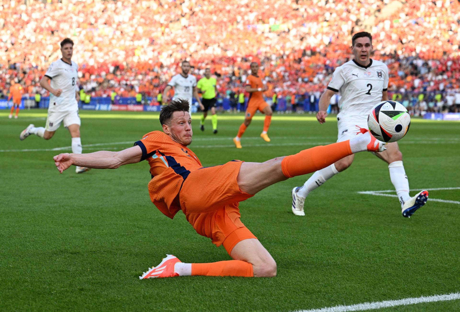 黑白直播体育-英格兰挑战奥地利：一场胜利即可晋级