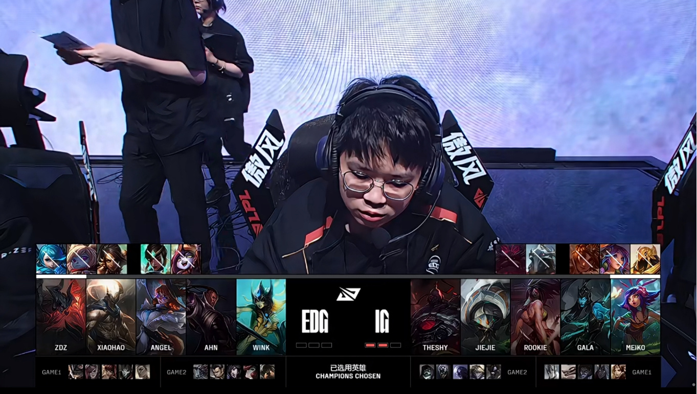 黑白直播在线观看-SHR横扫IG，Knight成为全场焦点四强赛3:1（成都）