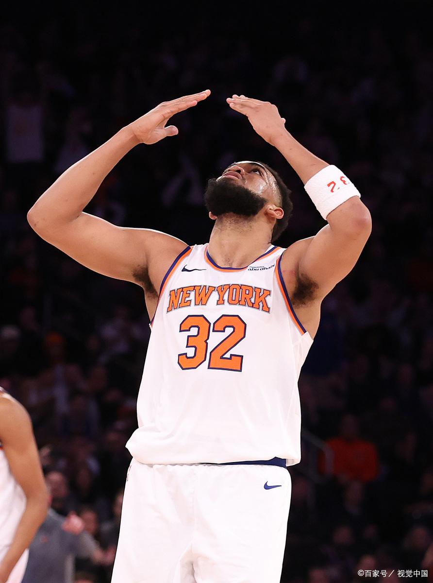 黑白直播在线观看-尼克斯擒灰熊，稳坐榜首的简单介绍