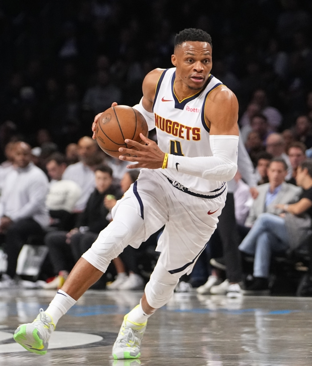 篮网力克掘金，豪取七连胜