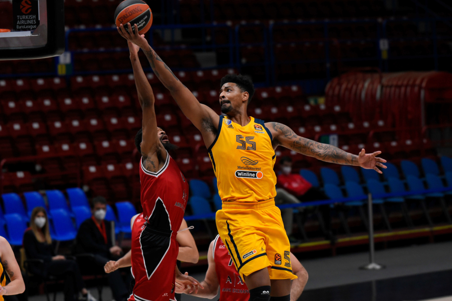 黑白直播nba-青岛队横扫山东队，约基奇带队取胜