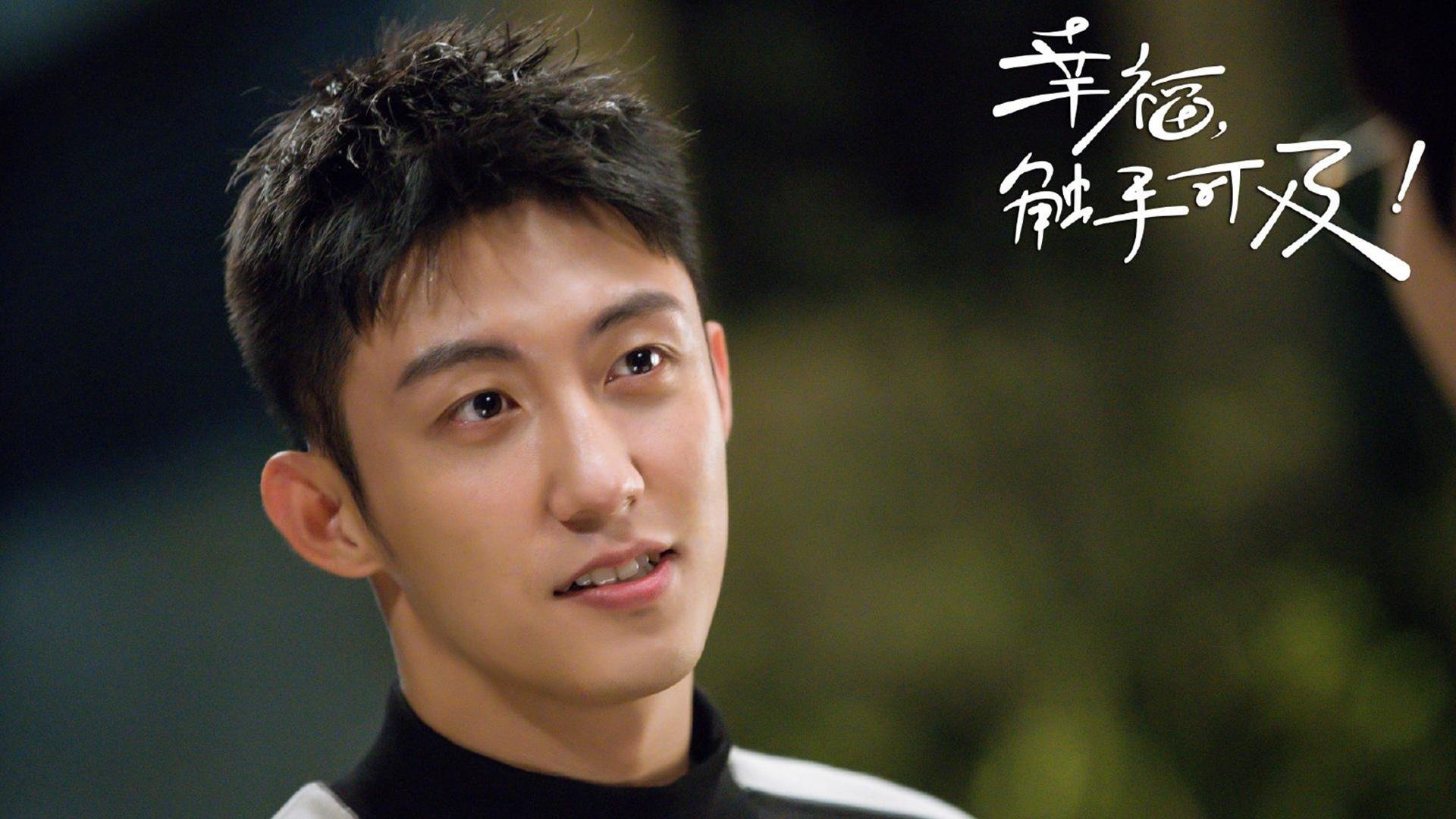 黑白直播在线观看-鏖战广东神兵天降！小贾伦化身关键先生助老鹰争冠战突围