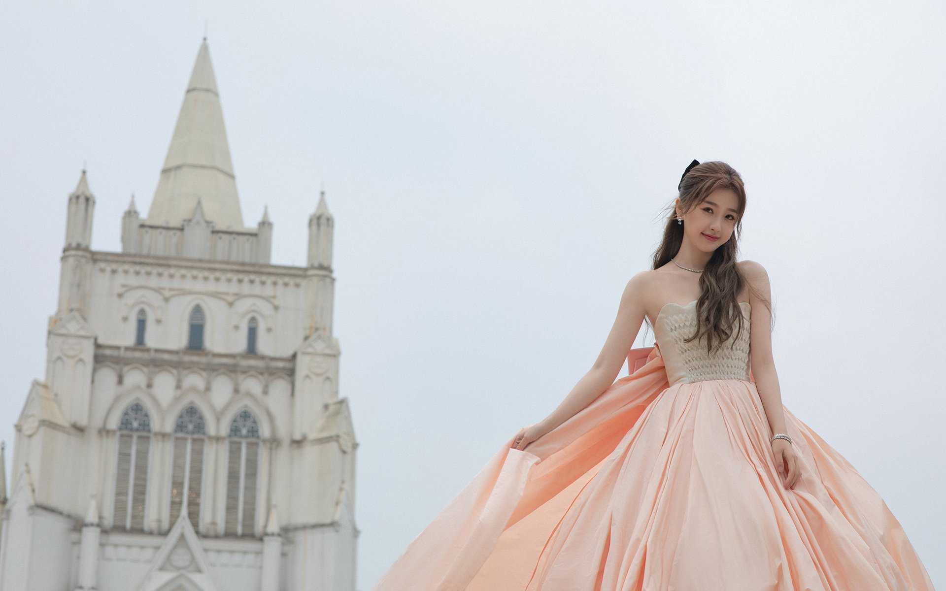 拉亚神级扑救铸就历史，沙特稳字诀如何让银河战舰搁浅沙漠？