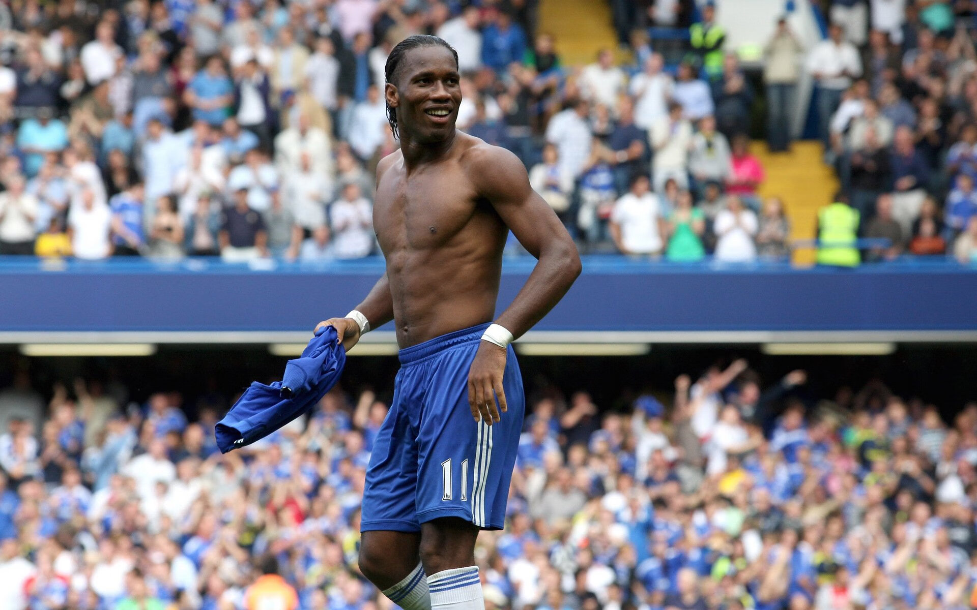 F1新赛季揭幕战焦点战，墨西哥争冠战，马赛惊艳胜出开启新时代