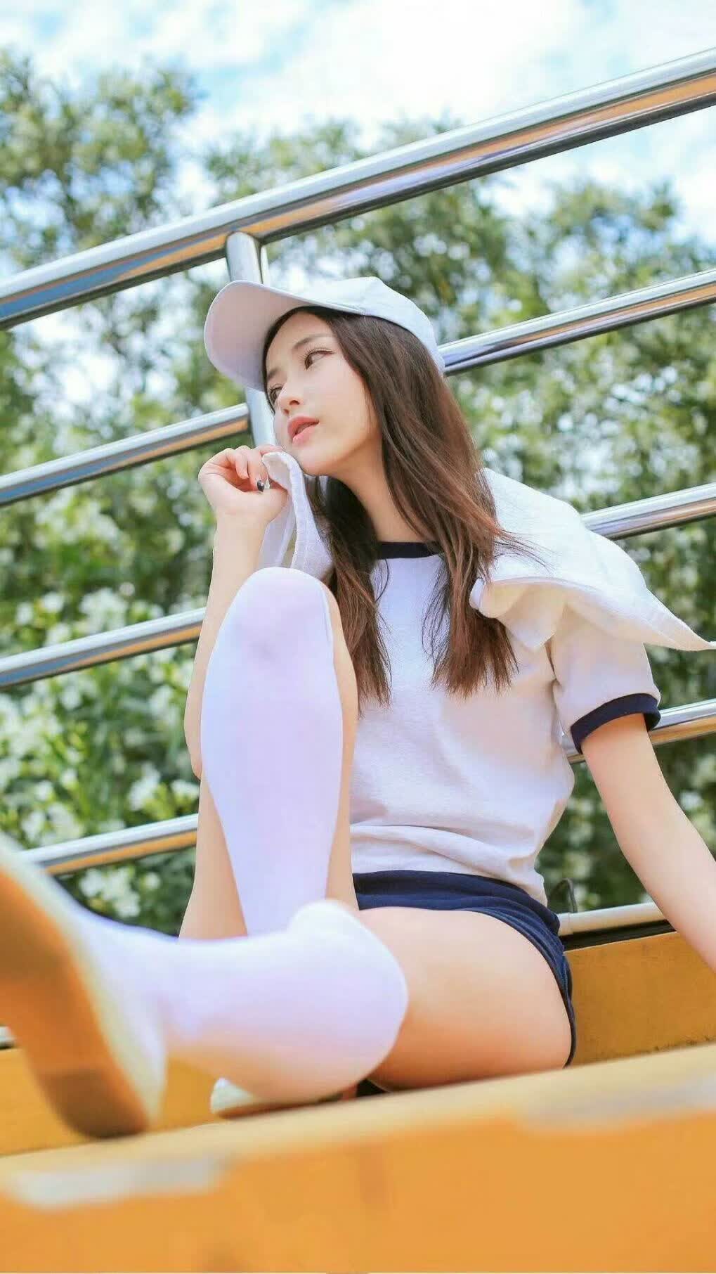 黑白直播在线观看-沙漠风暴，阿联酋掀翻澳大利亚，坎塞洛铸就2026世界杯E组传奇之夜